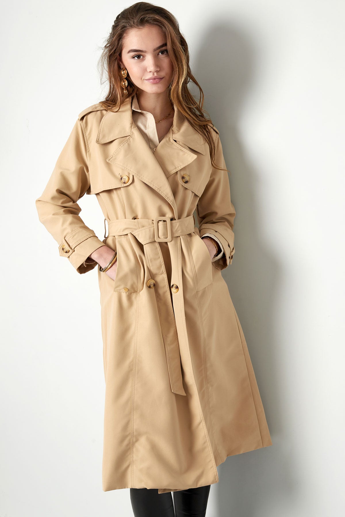 Isla Classic Trench - te combineren met elke outfit!