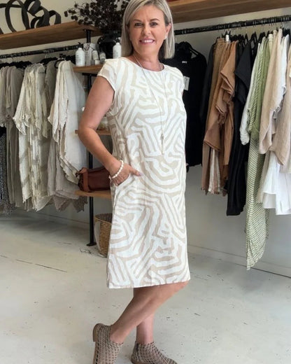 Iris - Zomer jurk met ronde hals en mooie print