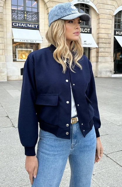 Isla All Day Bomber - te combineren met elke outfit!