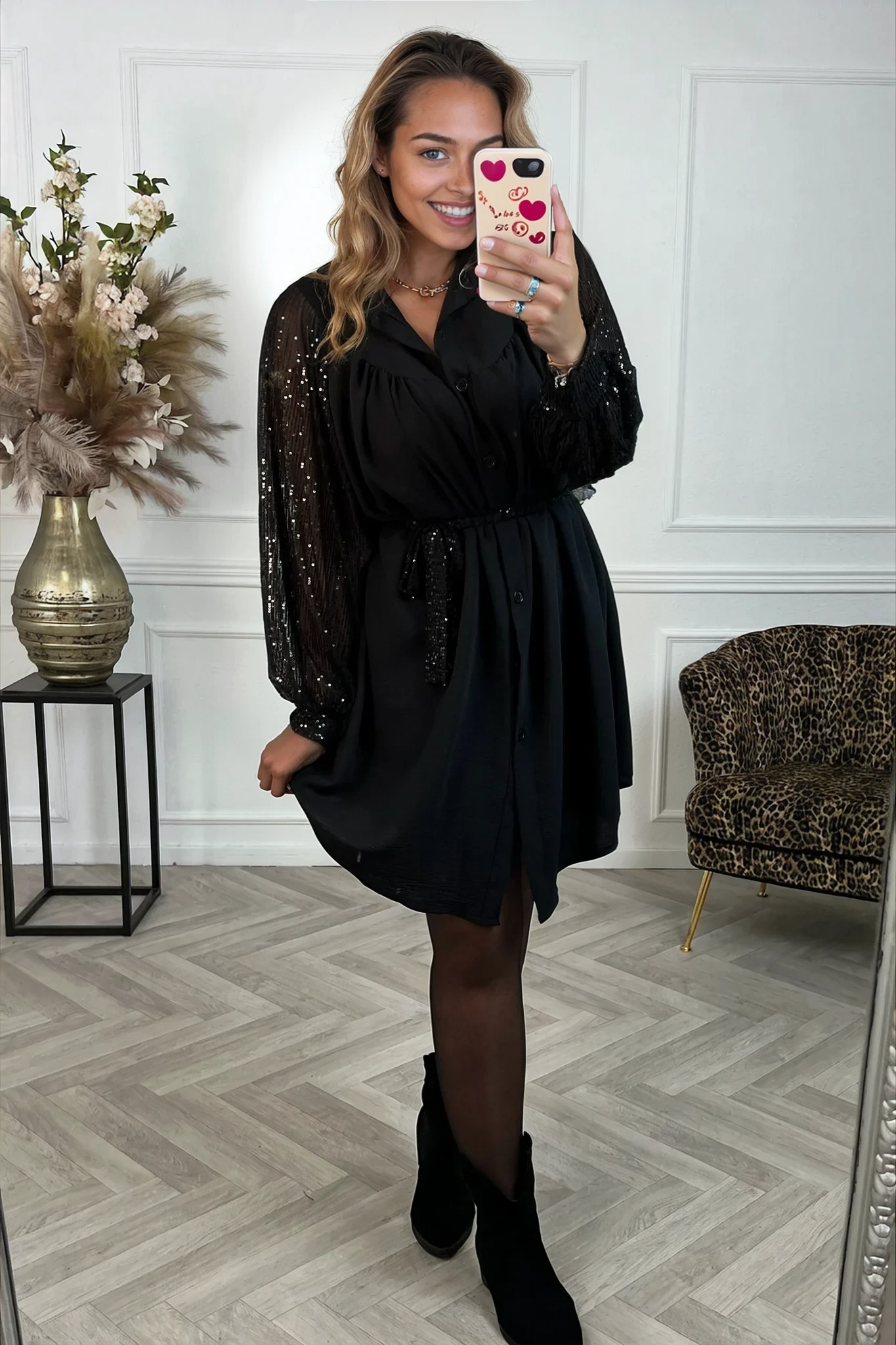 Isla Curvy Sleeves Dress